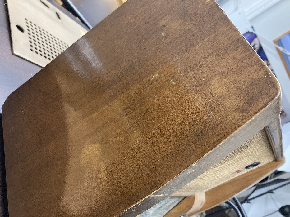 001092 ドイツ　RFT ヴィンテージ　ラジオ