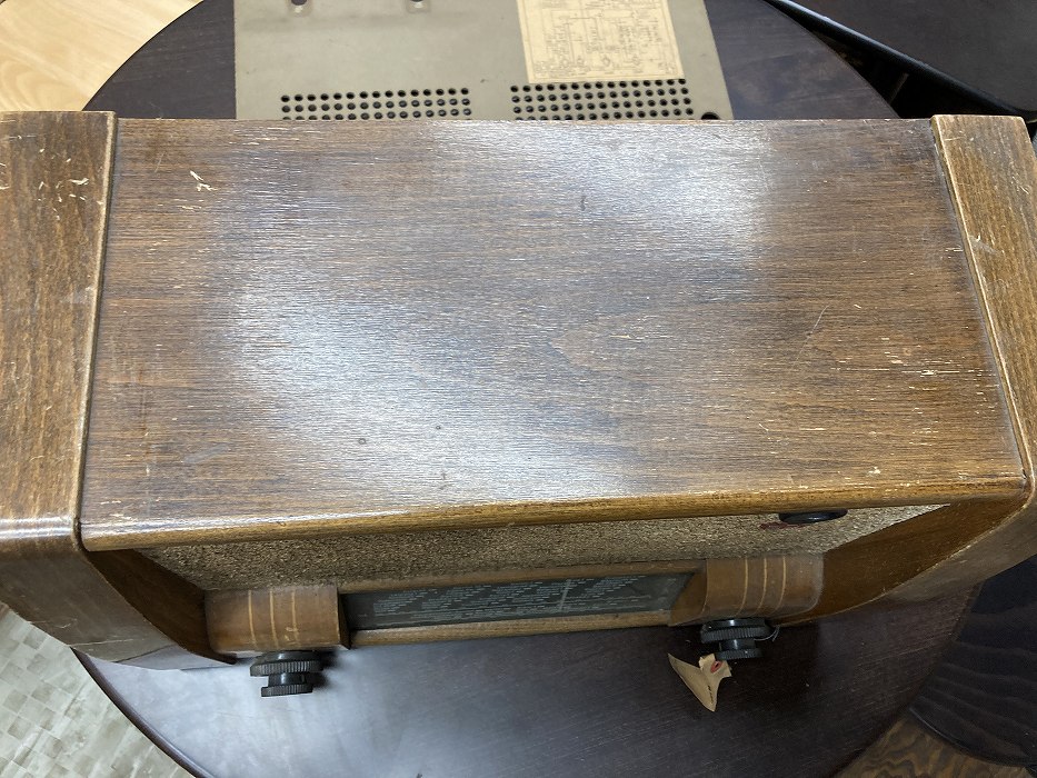 001092 ドイツ　RFT ヴィンテージ　ラジオ