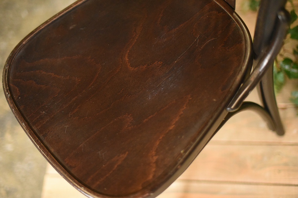 104561 No.056 311056 USED TON CHAIR 中古