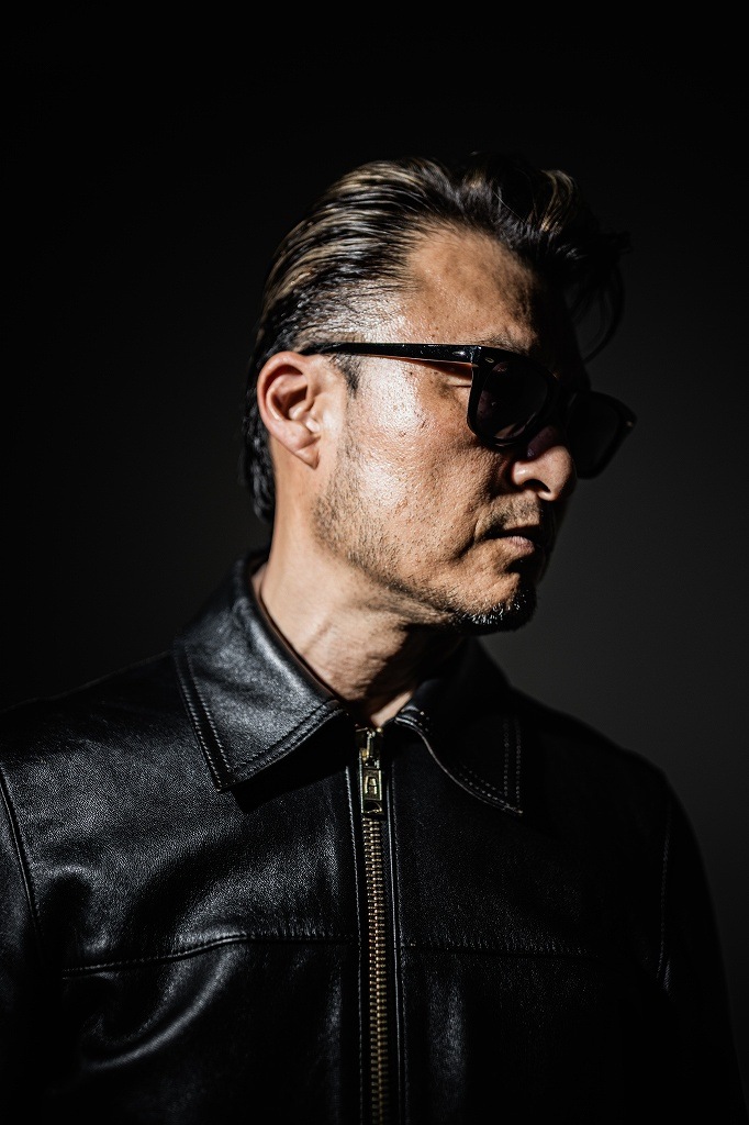 B-BDB「Black Beauty」 サングラス　フレーム：ブラック/レンズ：ダークブルー INNOCENT Original Products