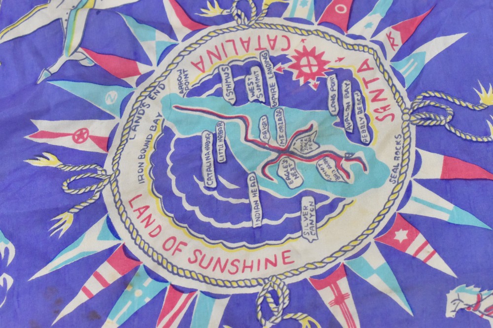 108778 ヴィンテージ 大判 スーベニア スカーフ  シルク100% Souvenir scarf