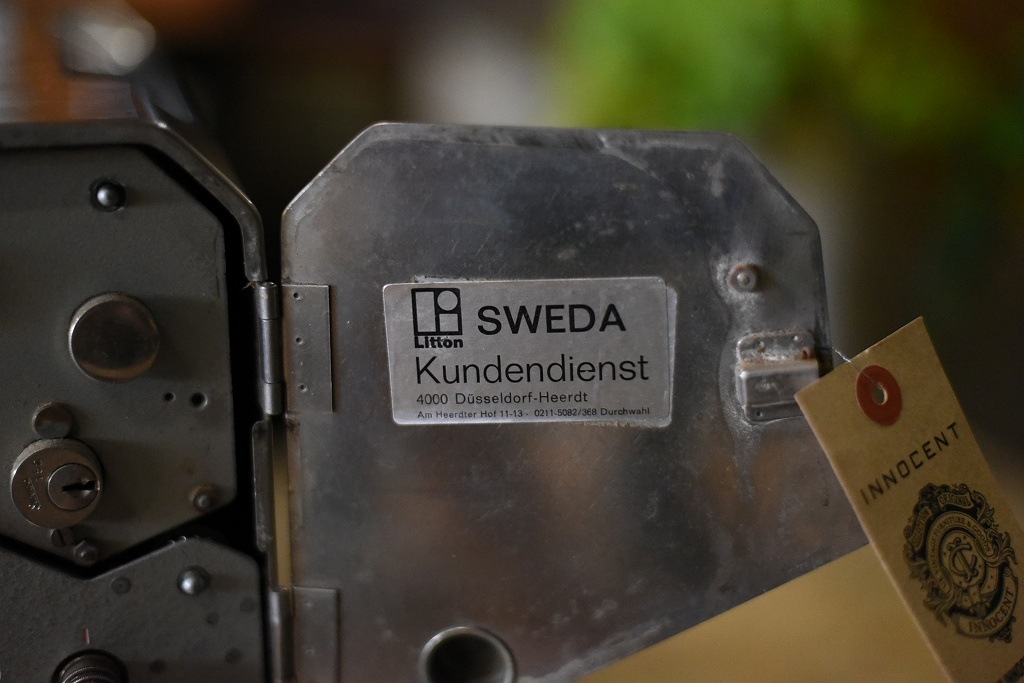 104926 ヴィンテージ　「SWEDA リットン・インダストリーズ社」 レジスター　アメリカ製 MADE IN USA