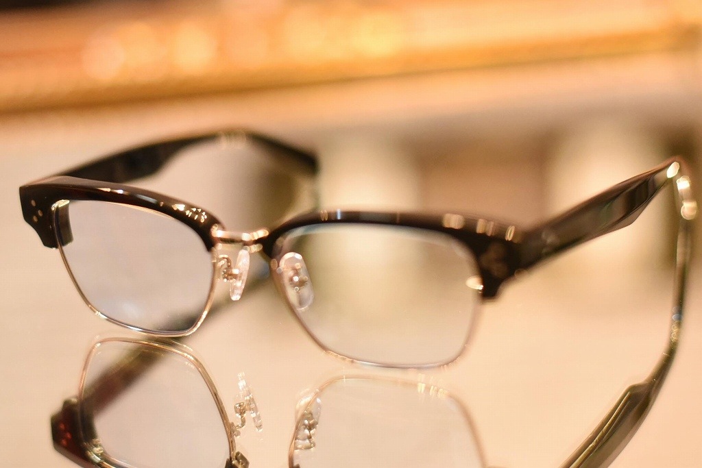 RH-BB サングラス 「RAWGUN」 BLACK ハーフリム lens：ブルー　INNOCENT Original Products