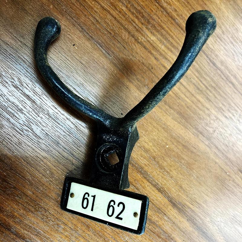 A0040 ヴィンテージ アイアン フック　ウォールハンガー　ダブルフック