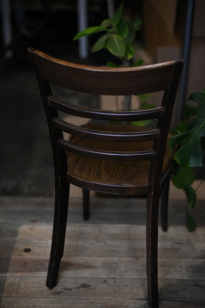 104549 USED TON CHAIR　中古