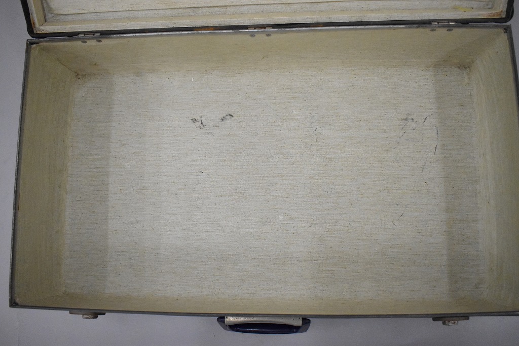 108959 UK ヴィンテージ 英国 グローブ トロッター 「GLOBE TROTTER」 MADE IN ENGLAND 刻印