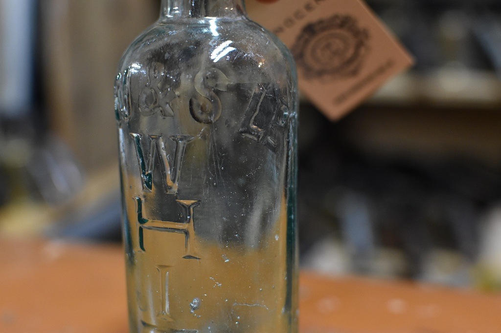 106766 ヴィンテージ ボトル 瓶 イギリス ガラス