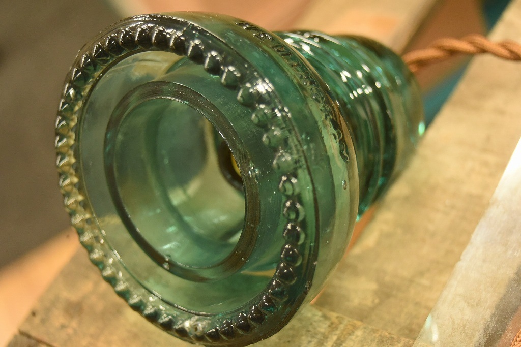 104773　インダストリアル　ガラスインシュレーター　ランプ　照明　USA　　碍子　i008