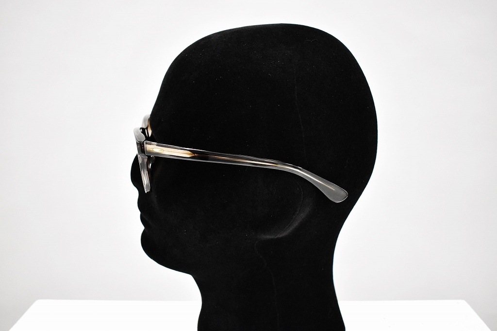 B-GB 「Black Beauty」 サングラス　フレーム：グレーデミ/レンズ：ブラウン INNOCENT Original Products