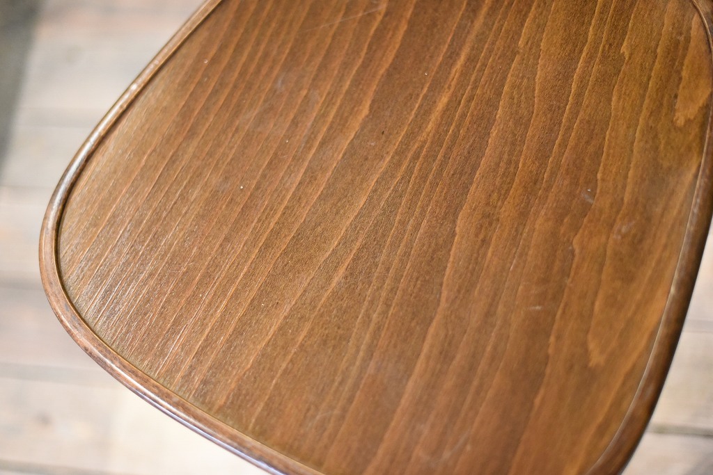 104844 USED TON CHAIR 中古