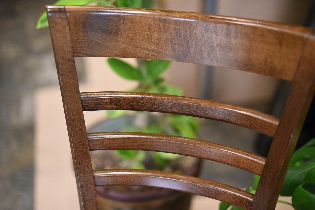 104844 USED TON CHAIR 中古