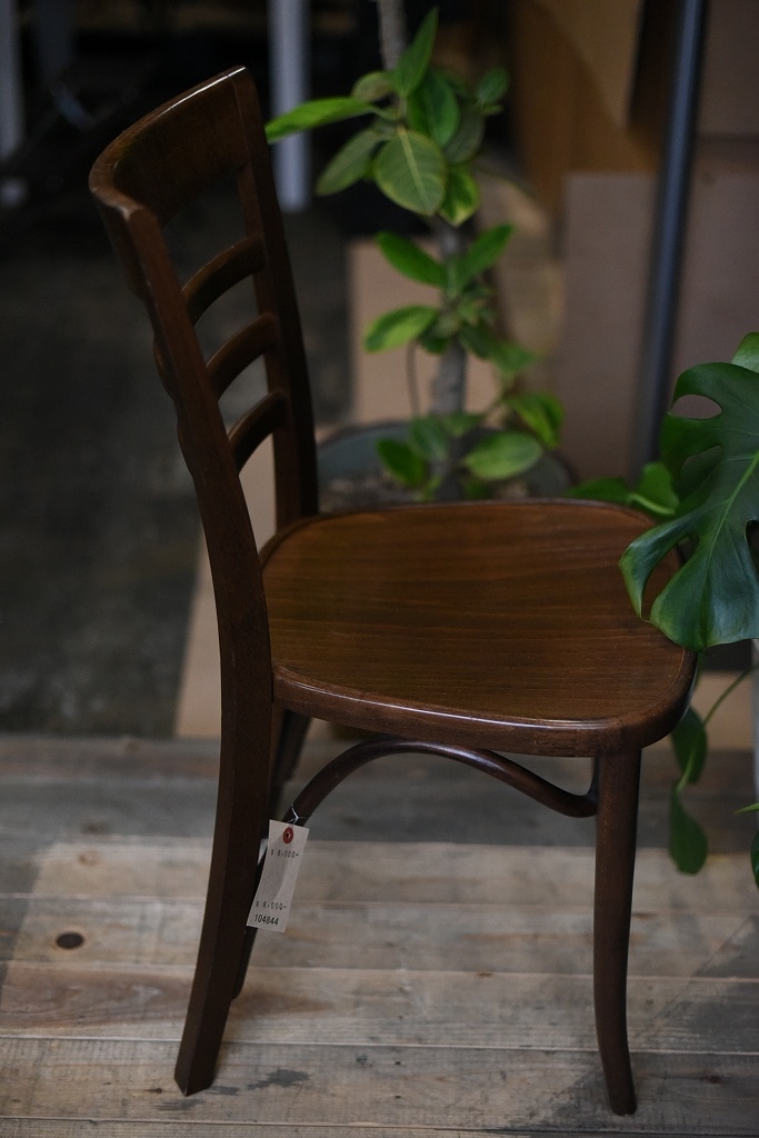 104844 USED TON CHAIR 中古