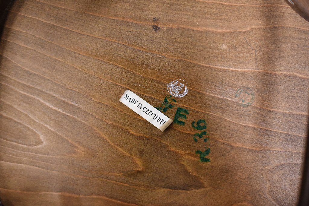 104844 USED TON CHAIR 中古