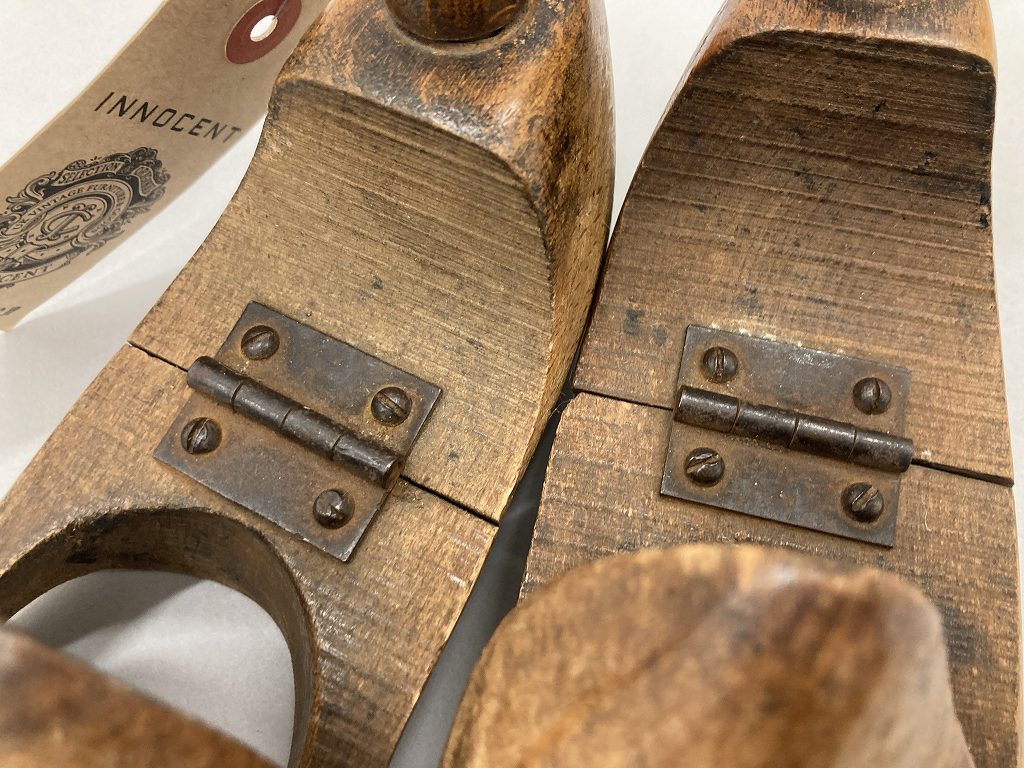 108618 ヴィンテージ　折りたたみ式　フォールディングシューキーパー　靴　木型　