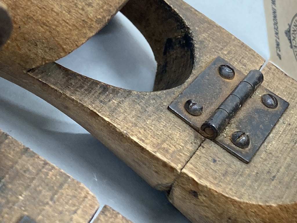 108618 ヴィンテージ　折りたたみ式　フォールディングシューキーパー　靴　木型　