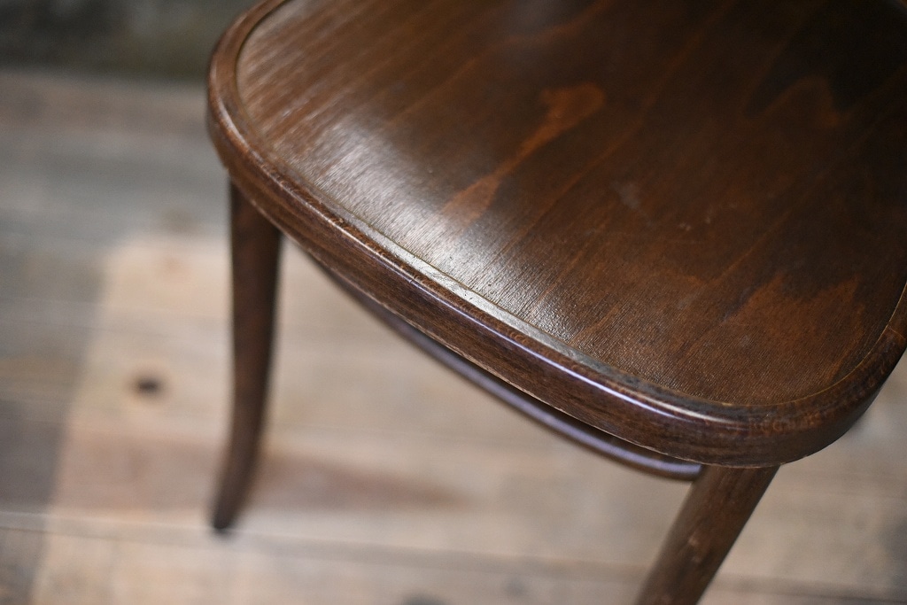 104843 USED TON CHAIR 中古