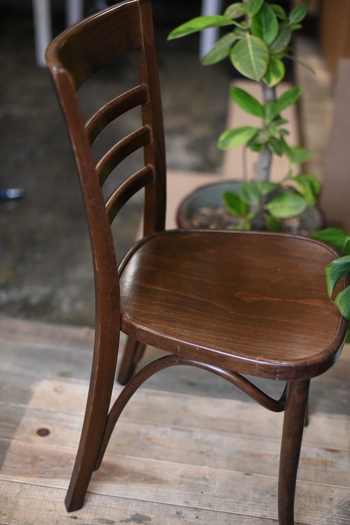 104843 USED TON CHAIR 中古