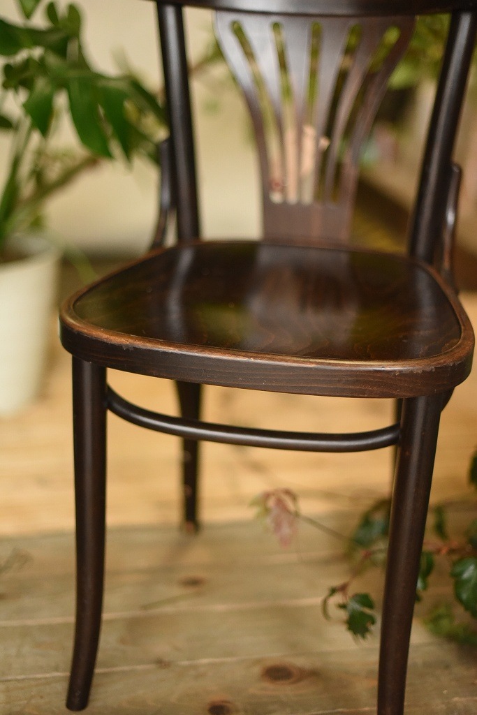 104567　No.056　311056　USED TON CHAIR　中古