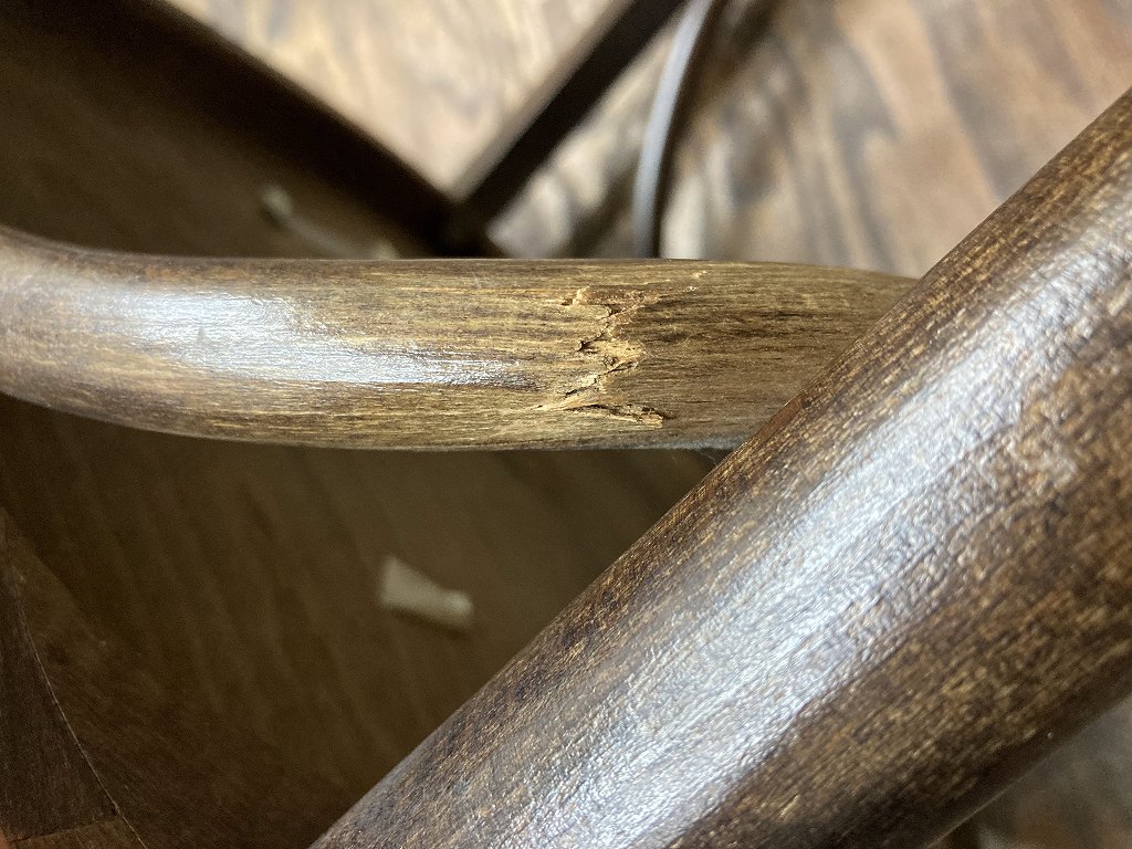 104599 USED TON CHAIR　中古