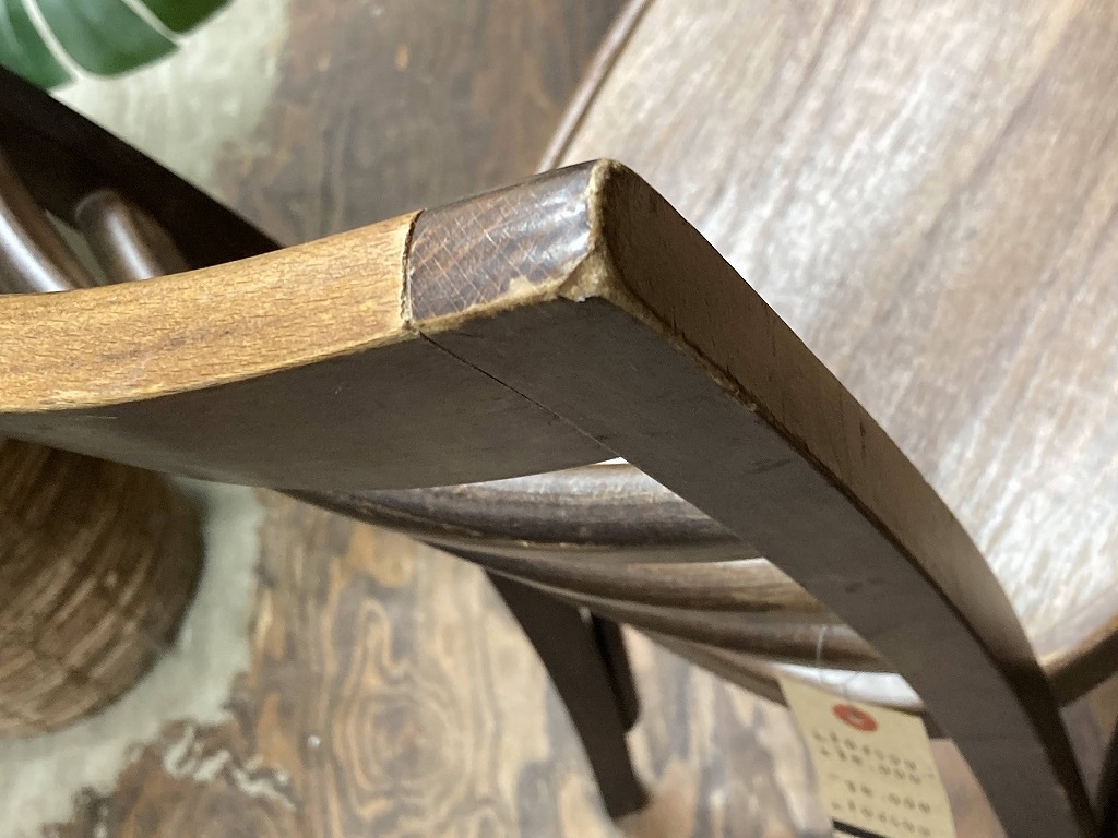 104599 USED TON CHAIR　中古