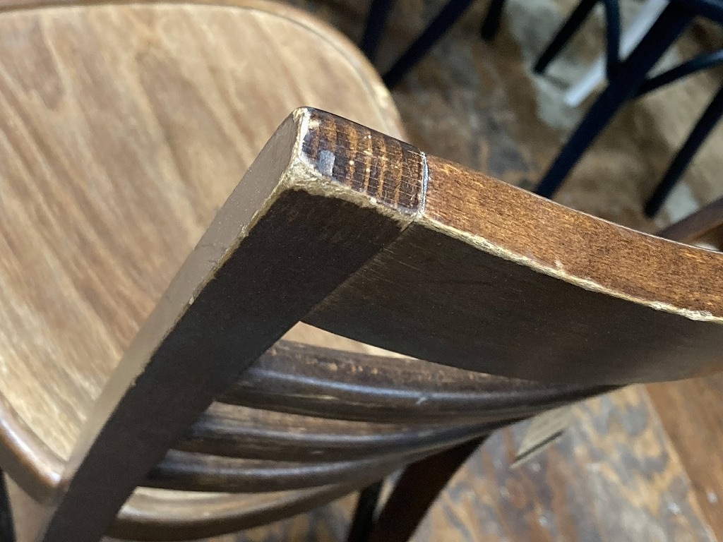 104599 USED TON CHAIR　中古