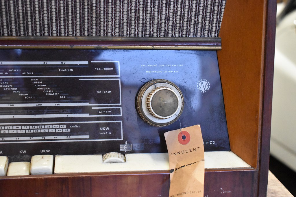 000528 ヴィンテージ「TYO M10-C2」　ラジオ　ブルガリア製 MADE IN BULGARIA