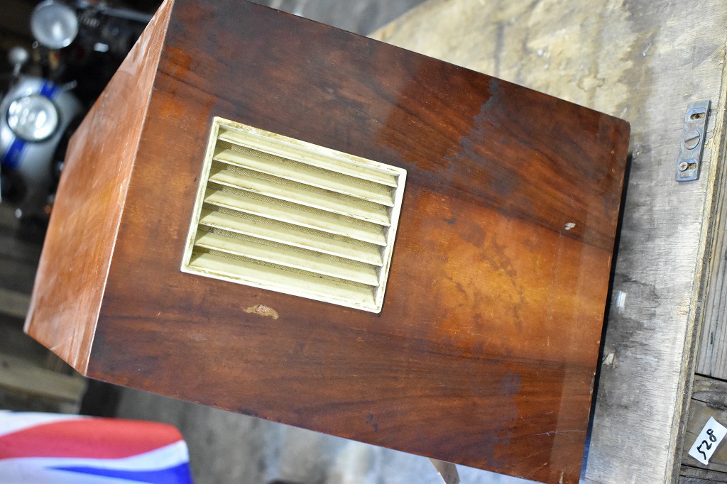 000528 ヴィンテージ「TYO M10-C2」　ラジオ　ブルガリア製 MADE IN BULGARIA