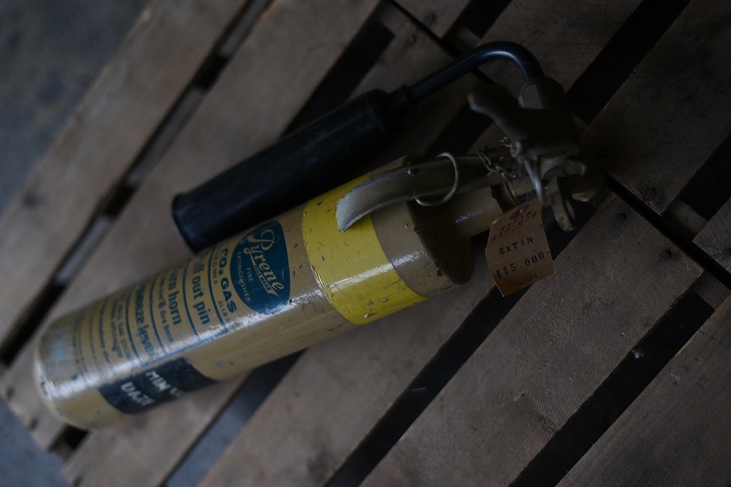 102099 ヴィンテージ 真鍮製 消火器 FIRE EXTINGUISHER ブラス 英国製