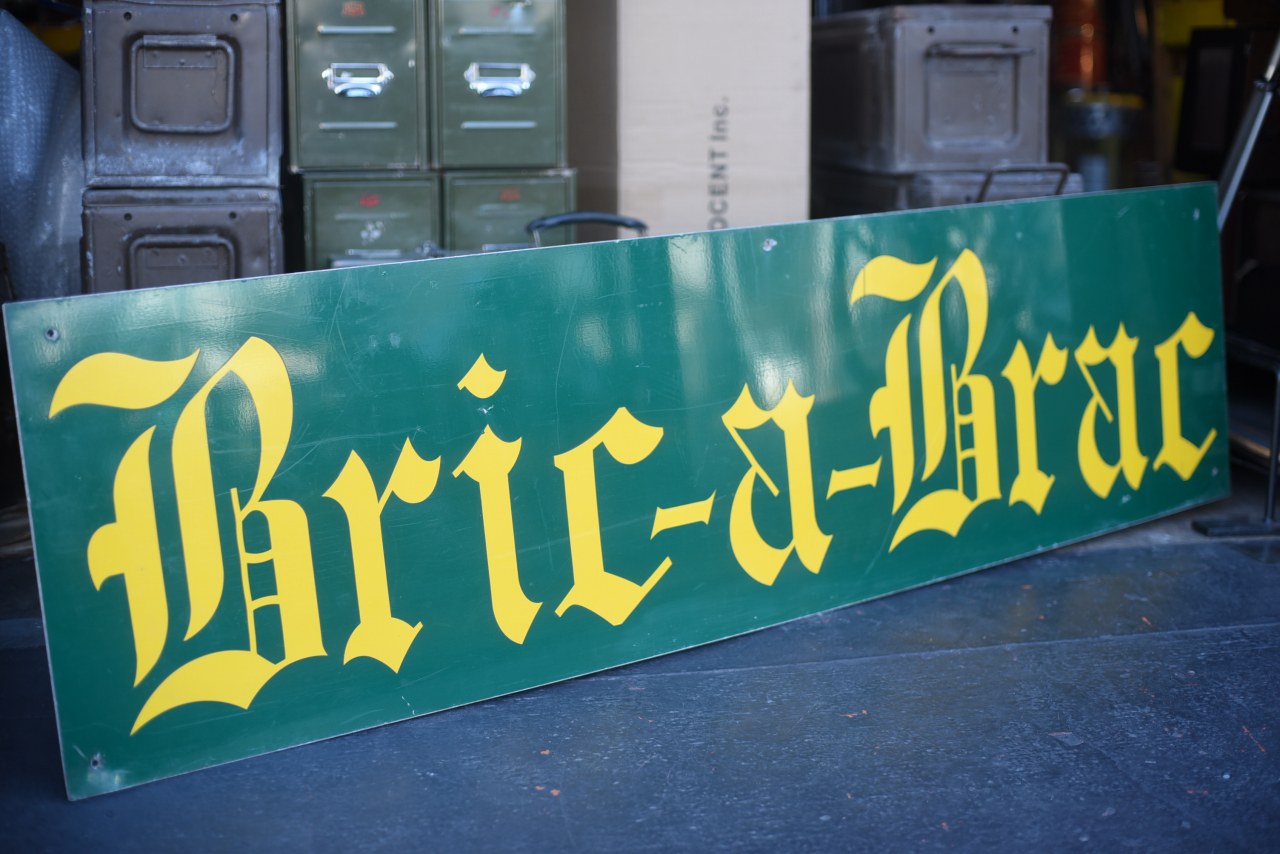 UKヴィンテージ　アルミサインボード　Bric-a-Brac（意味:骨董 古物）　MADE IN ENGLAND 英国　101675