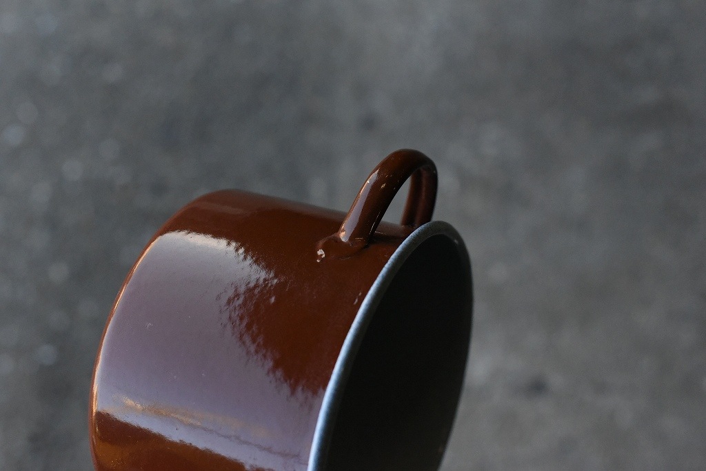 103836 ヴィンテージ ホーロー製　ホットポット　鍋　MADE IN ENGLAND　英国