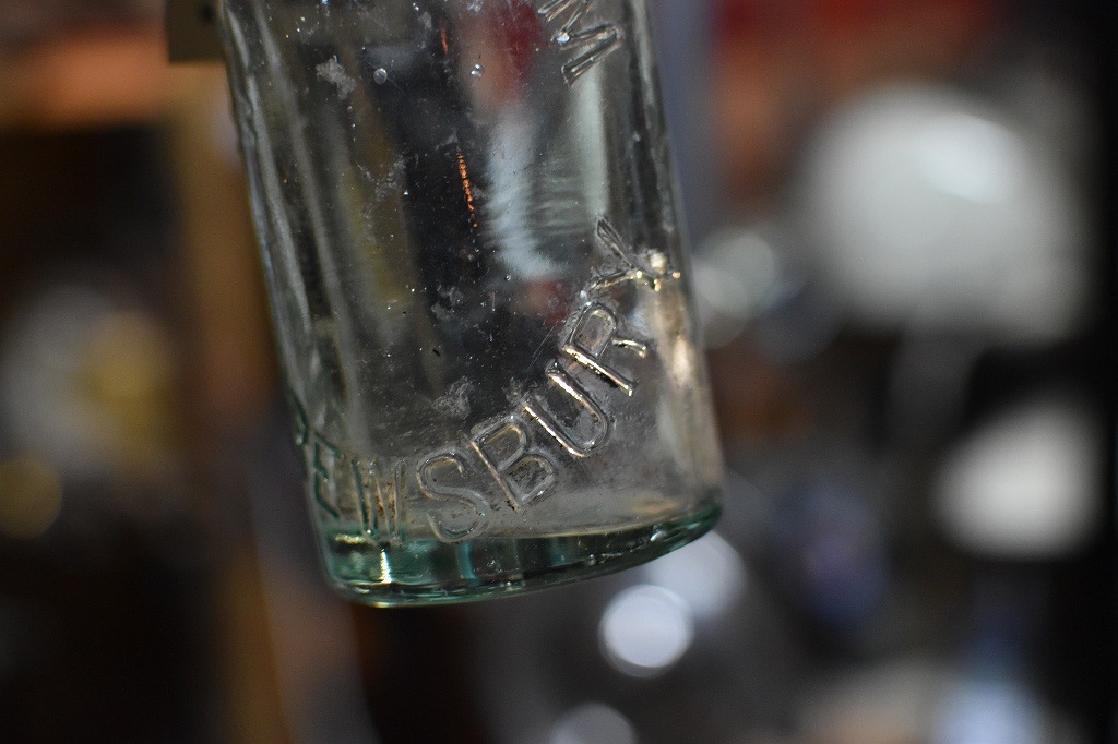 106774 ヴィンテージ ボトル 瓶 イギリス ガラス