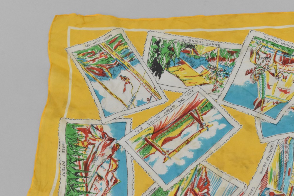 108846 ヴィンテージ 大判 スーベニア スカーフ  Souvenir scarf