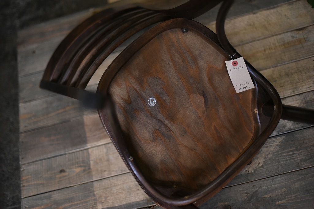 104851 USED TON CHAIR　中古