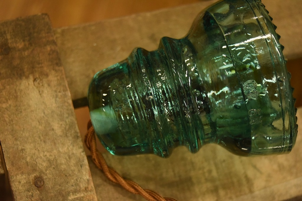 104768 インダストリアル ガラスインシュレーター ランプ 照明 USA 碍子 i008