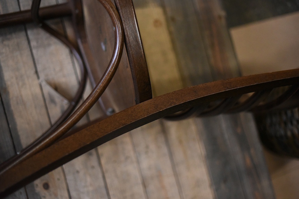 104853 USED TON CHAIR 中古