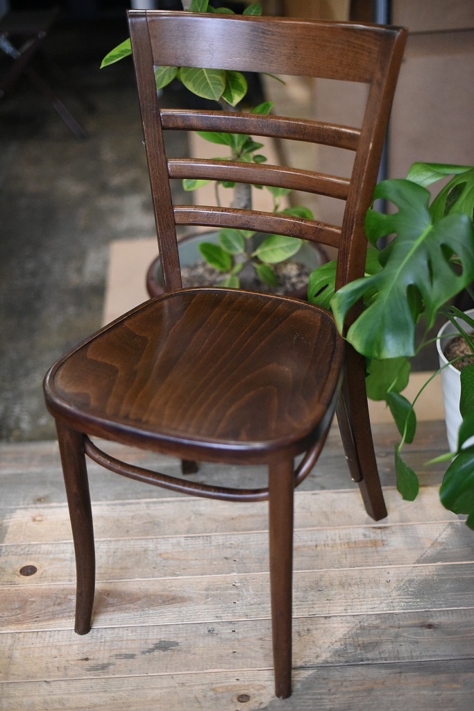 104853 USED TON CHAIR 中古