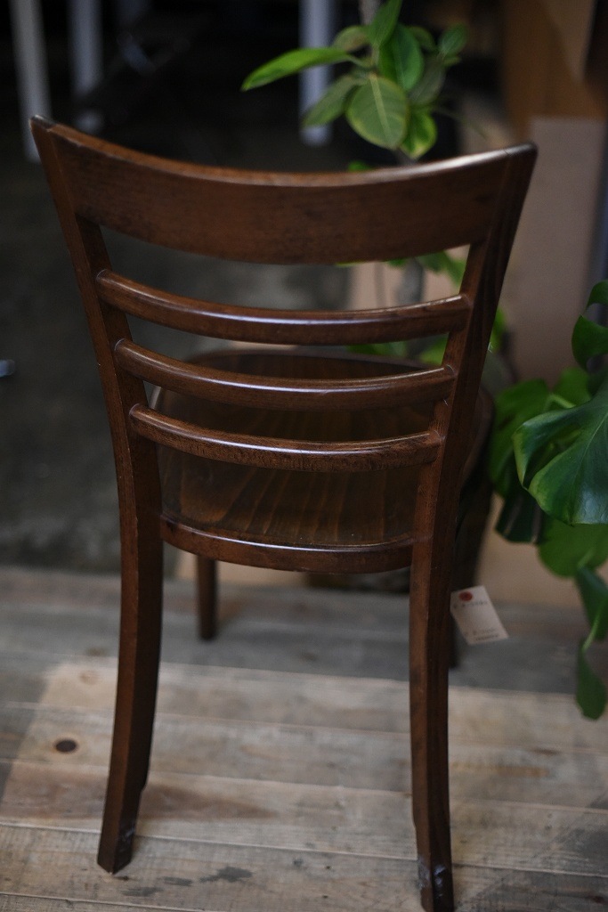 104853 USED TON CHAIR 中古