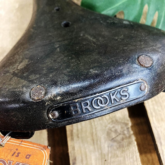 105699 ヴィンテージ　「BROOKS」 B15  ブルックス　サドル　シート　自転車