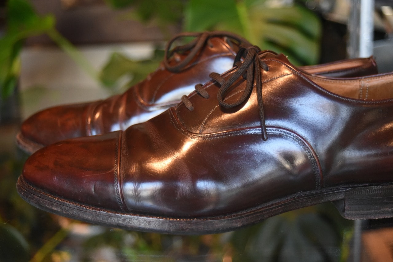 102576 英国 レザーシューズ　 ブランド「チャーチ　Church’s」　