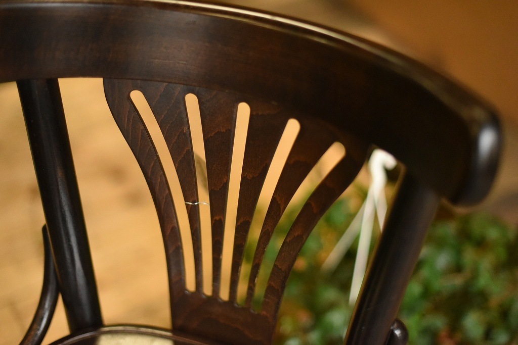 104568 No.056 311056 USED TON CHAIR 中古