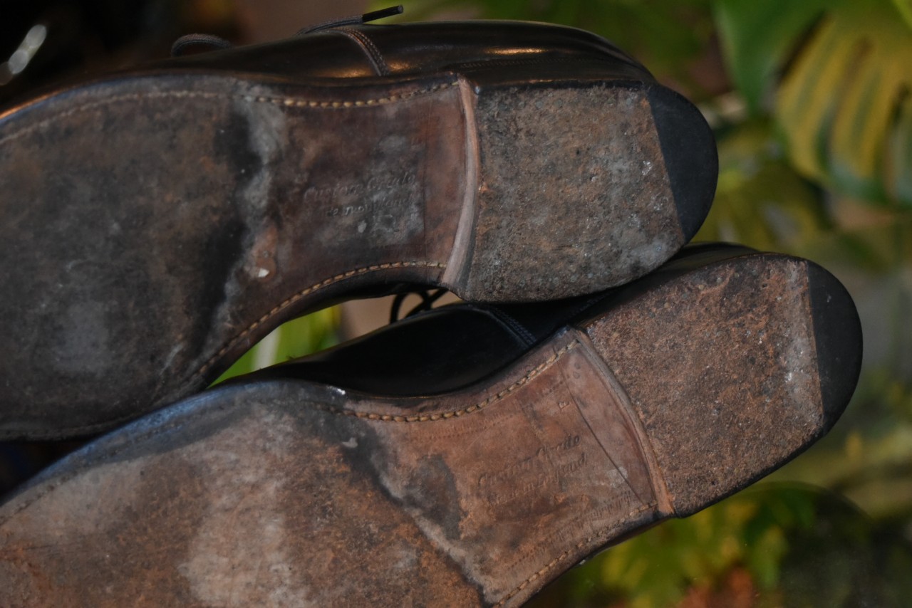 102539 英国 レザーシューズ　 ブランド「チャーチ　Church’s」　