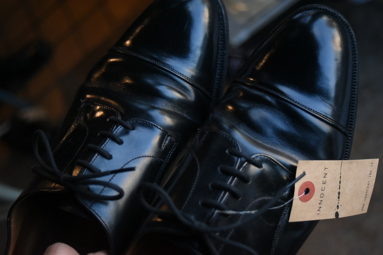 102539 英国 レザーシューズ　 ブランド「チャーチ　Church’s」　