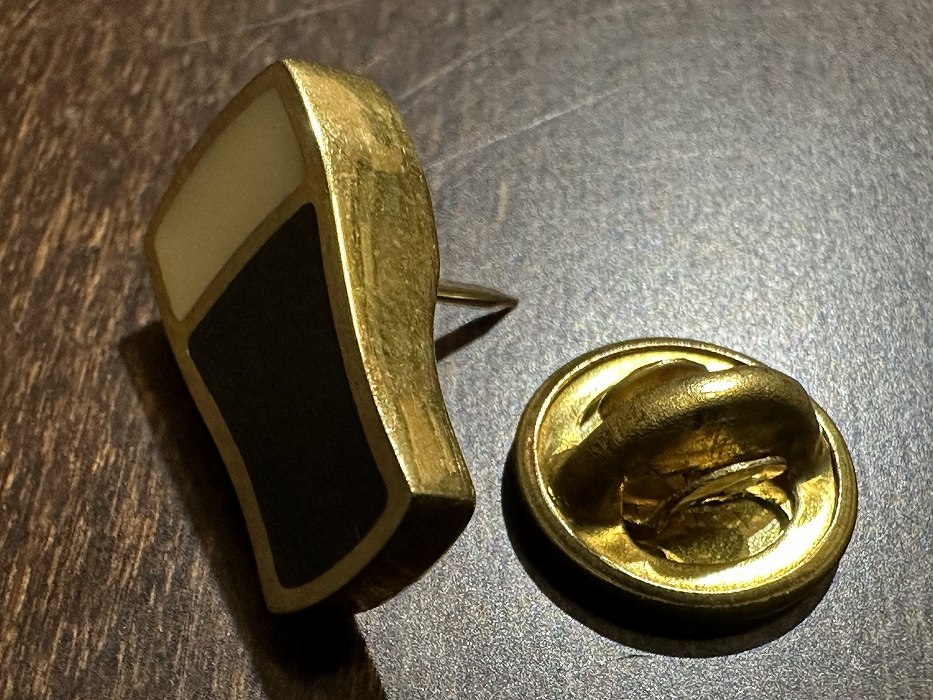 SHAMS push pin 