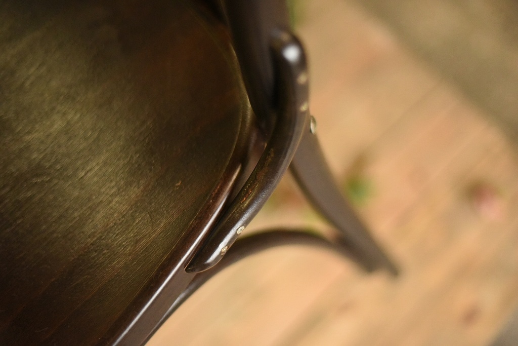 104575　No.056　311056　USED TON CHAIR　中古
