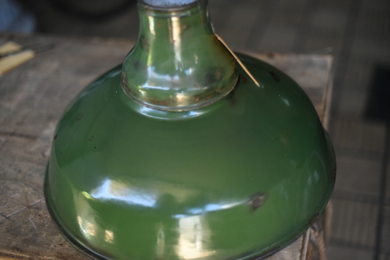 102021 UK ヴィンテージ　エナメル　ランプシェード　ホウロウ