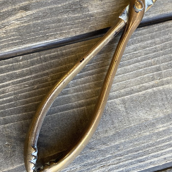 106254 ヴィンテージ　真鍮製　つかみバサミ　 MADE IN ENGLAND