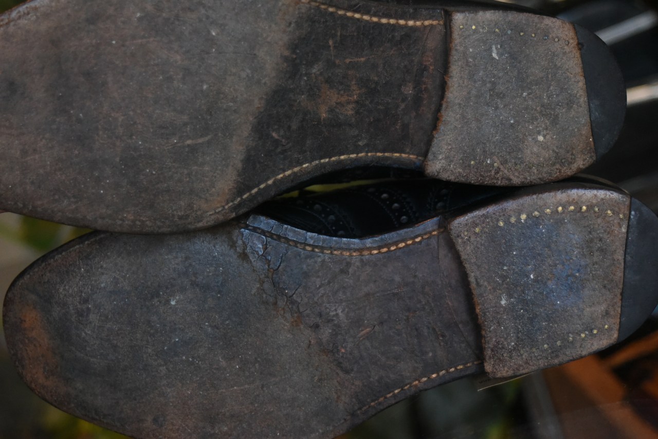 102529 英国 レザーシューズ　ブランド「チャーチ　Church’s」　