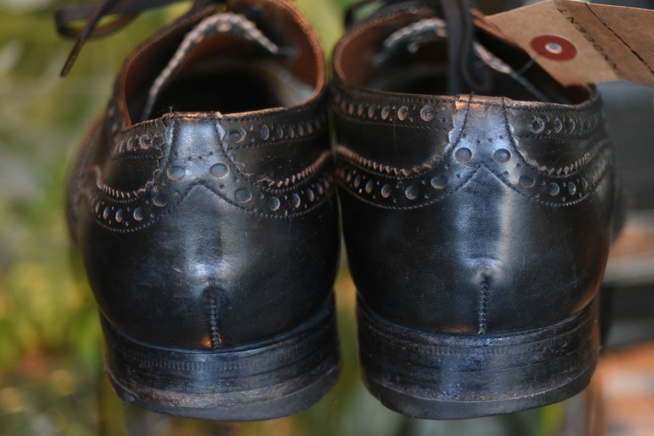 102529 英国 レザーシューズ　ブランド「チャーチ　Church’s」　