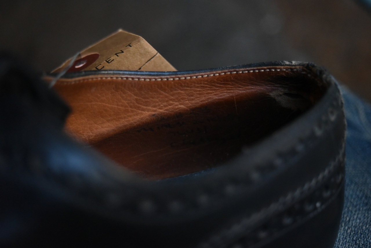 102529 英国 レザーシューズ　ブランド「チャーチ　Church’s」　