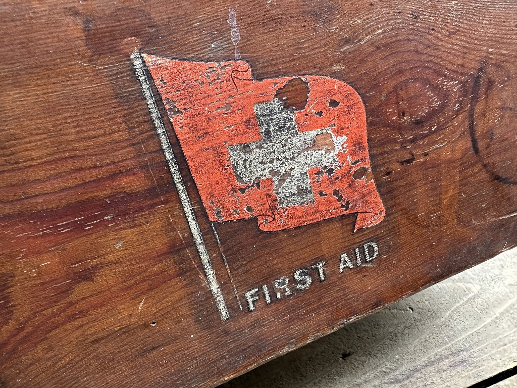 107755「FIRST AID」ファーストエイド ウッドボックス 木箱 ヴィンテージ MADE IN ENGLAND